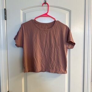 Pink lululemon waist-length shirt - 6